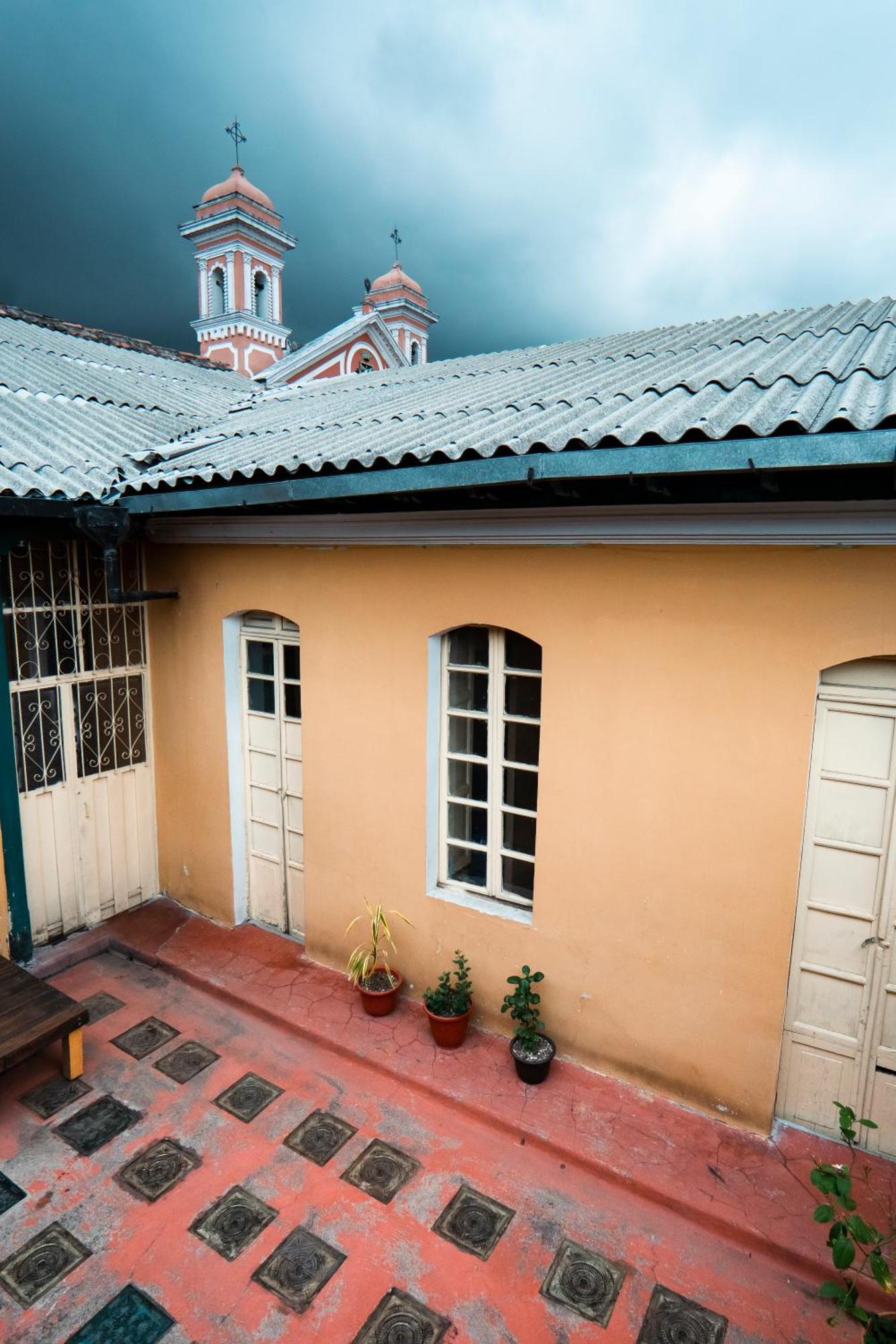 Hotel Basshaus Huamboya Exterior foto